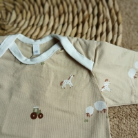 Shirtje beige met boerderijdieren